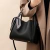 Vintage large capacity Tote bag basket handbags crossbody messenger bag bucket bag Korean fashion daily shopping underarm bags