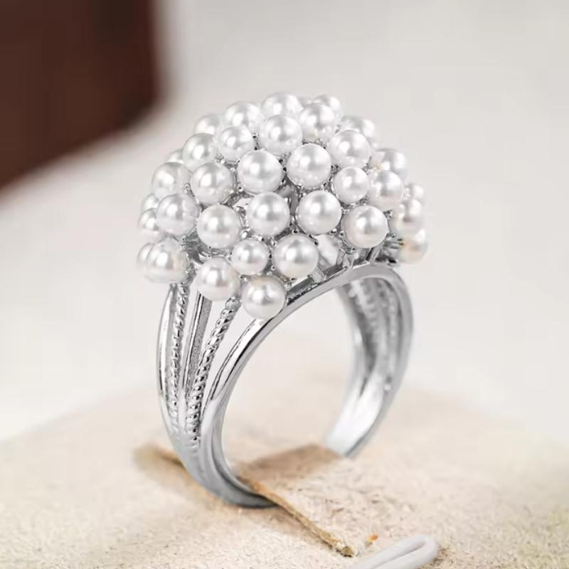 Fashion Unique Imitation Pearl Rings Elegant Flower Rings for Women Banquet Wedding Rings Anniversary Ring Jewelry Gift