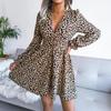 MAITA jaro léto nové sexy leopardí výstřih do V s dlouhým rukávem liniové elegantní šaty S-XL