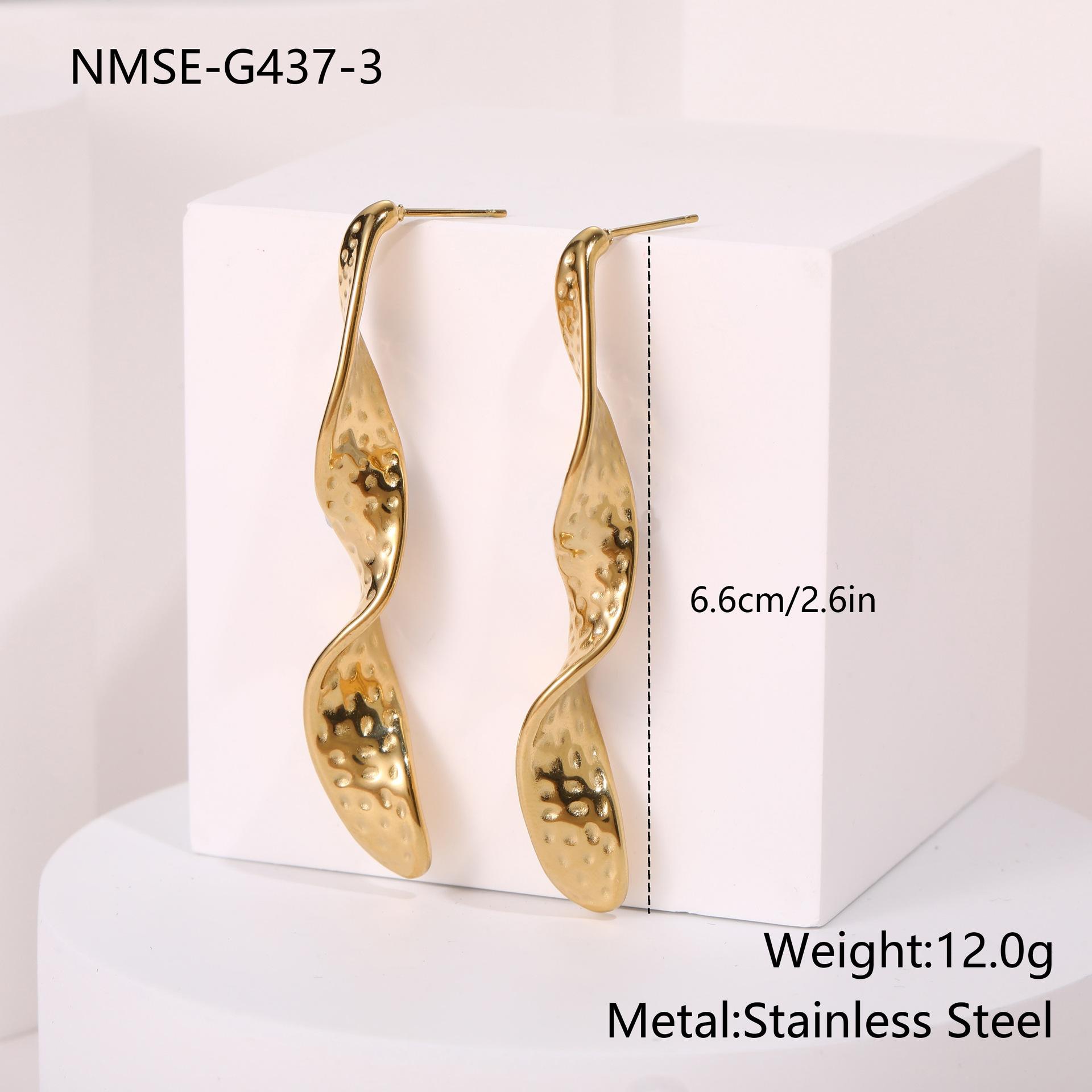 GEMCHIC Women s Geometric Wave Twist Drop Earrings