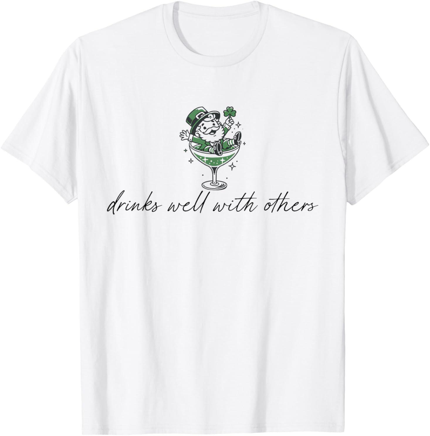 Leprechaun Martini Cocktail St Patrick s Day Womens T-Shirt XL