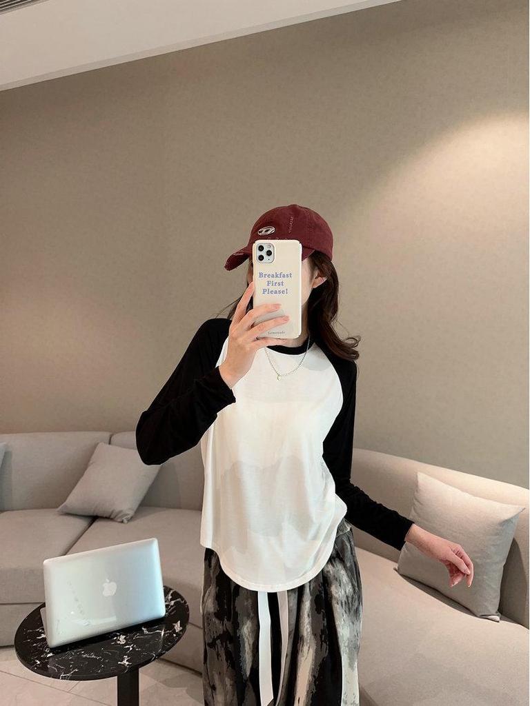 2024 Women's Black & White Color Block Raglan Long Sleeve Retro T-Shirt - Spring/Summer Loose & Slimming Base Layer