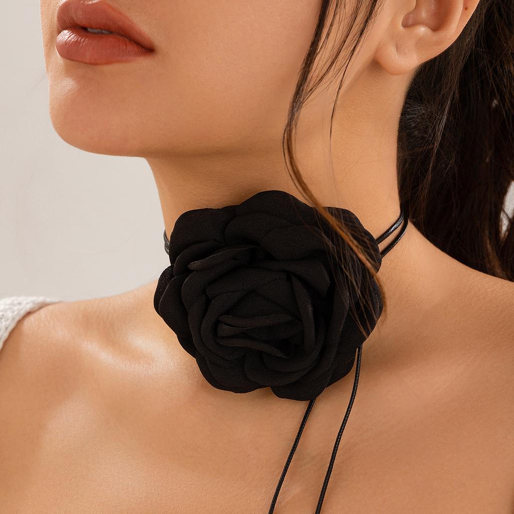 Exaggerated Three-Dimensional Rose Flower Necklace Choker Simulated Fabric Wax Thread Wrapped Camellia Neck Chain
