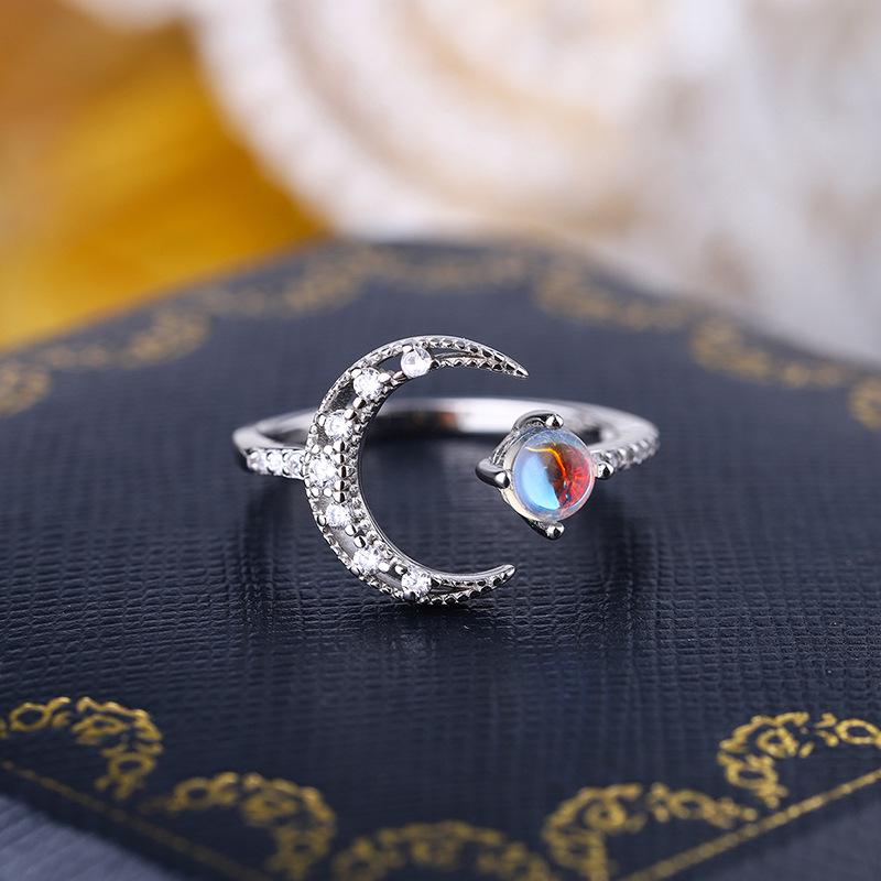 

Adjustable 925 Silver Women s Ring with Inlaid Natural Blue Moonstone, 3x3mm Adjustable Opening