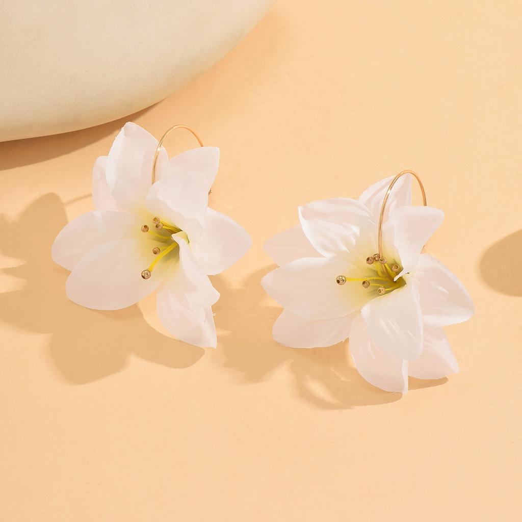 Simulation flower earrings temperament less heart flower earrings