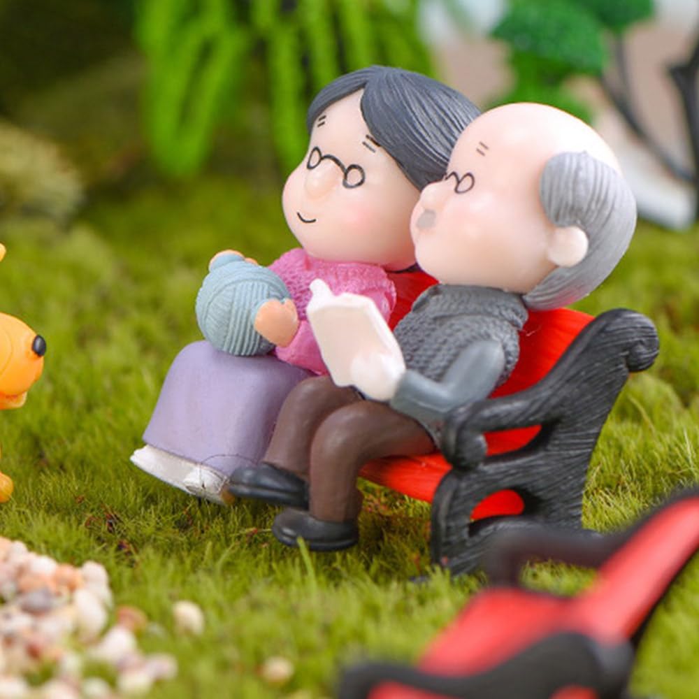 Moin Moin Figurines and Ornaments Featuring a Grandma and Two and a Sofa This Set Features a Grandparent and an Elderly Couple In A Decoration for