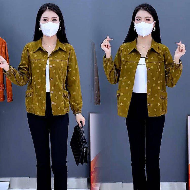 Women's High-End Corduroy Cardigan: Slimming Autumn Fashion for Moms