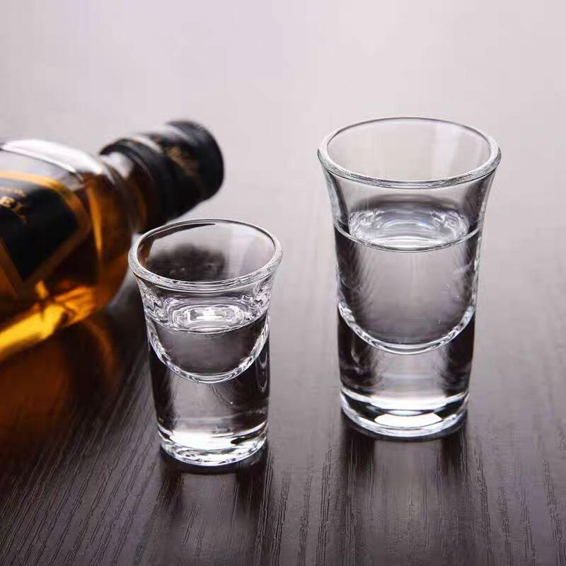 6pcs Glass Wine Glasses of Two Sizes Small Gifts for Festivals Small Wine Glasses for Gatherings Small Presents Christmas Gift