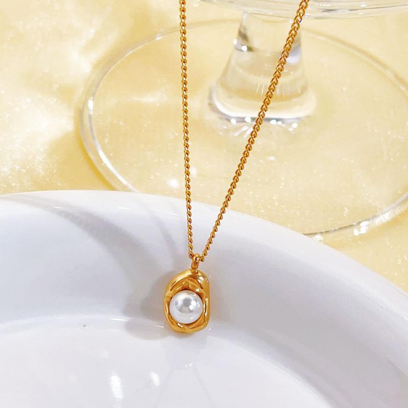 Fashion Embossed Imitation Pearl Pendant Necklace for Women Luxury Design Gold Color Cuban Stainless Steel Chain Necklaces Jewelry