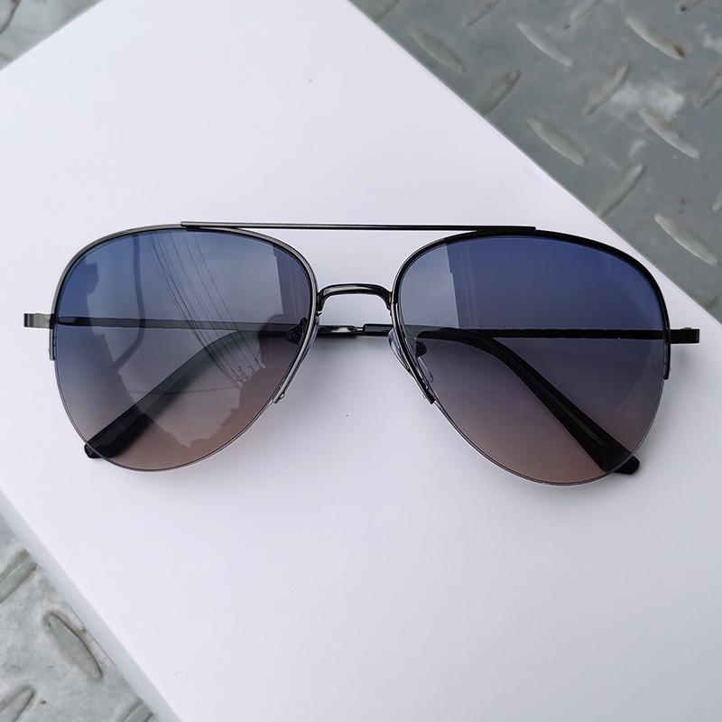 Sporty Metal Frame Fashion Glasses for Men & Women  Anti-Reflective Lenses Golden-Tone Finish Perfect for and Activitie
