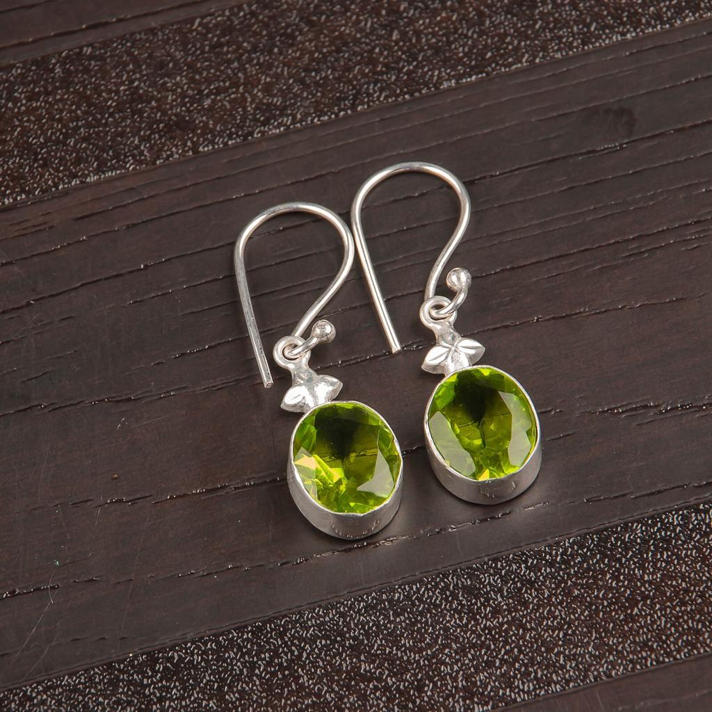 Natural Peridot Gemstone 925 Sterling Silver Stylish Jewelry Earrings For Wife EE-6-6