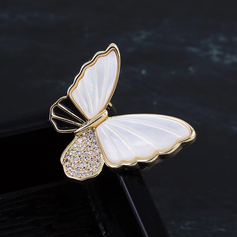 Elegant Gold-Plated Seashell Butterfly Brooch with Zircon for Women - Anti-exposure High-end Corsage Pin
