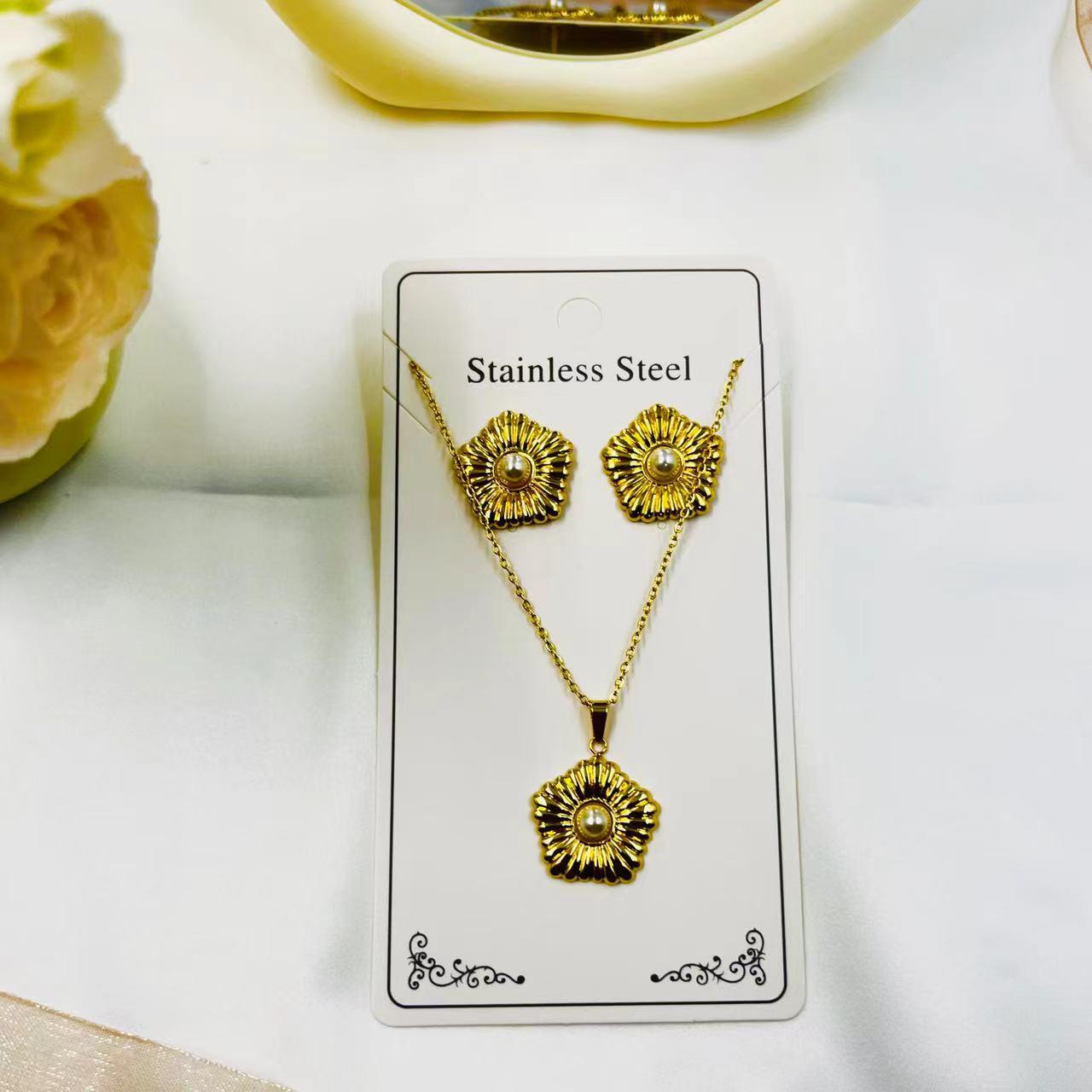 Винтажные серьги-маргаритки с жемчугом, позолоченные, в дворцовом стиле