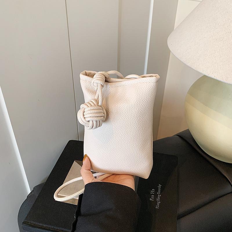 

Super Fire Crossbody Small Bag Girls 2025 New Summer Green Mini Walking Textured Niche Mobile Phone Bag