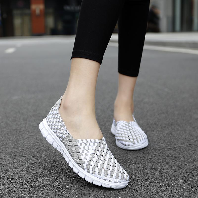 Dames Zomer Ademende Zilveren Moccasin Strandschoenen Dames Zwart Casual Instappers Rijschoenen Gevlochten Blauwe Platte Schoenen Sneakers Grote Maten