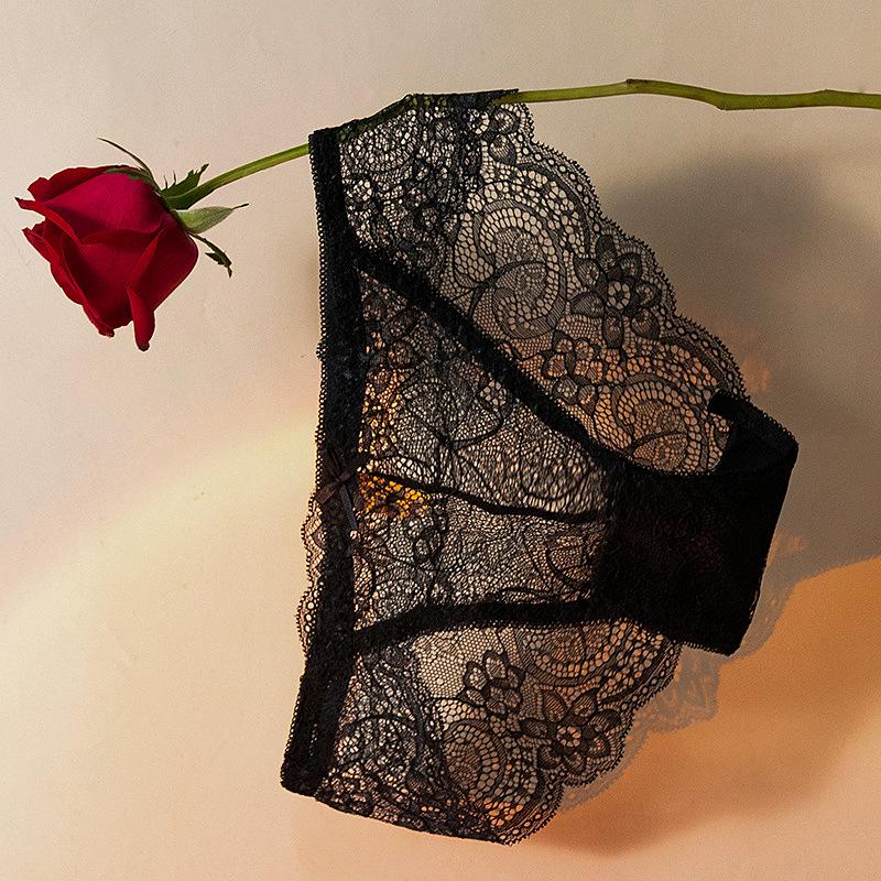 Women's Low-Waist Lace Panties: Breathable, Quick-Drying, Seamless, Girlish Hollow-Out Design