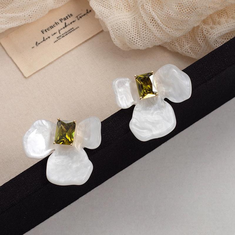 Liu Yifei Rose Pearl Earrings Women s Bright Nebula No Earrings Earrings Light Luxury Premium Summer