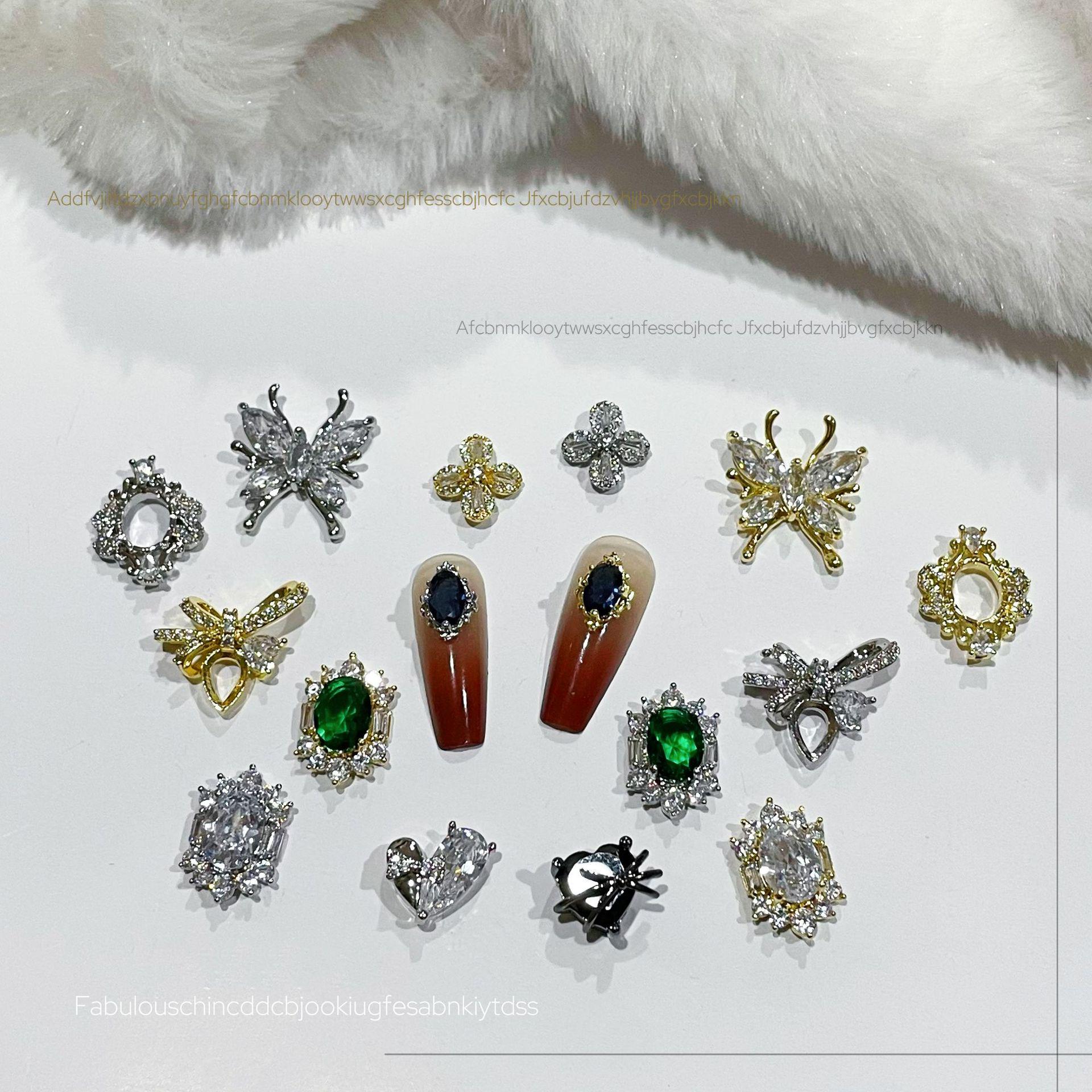 

Retro Emerald Green DIY Zircon Heart Bow Press-On Nail Decorations
