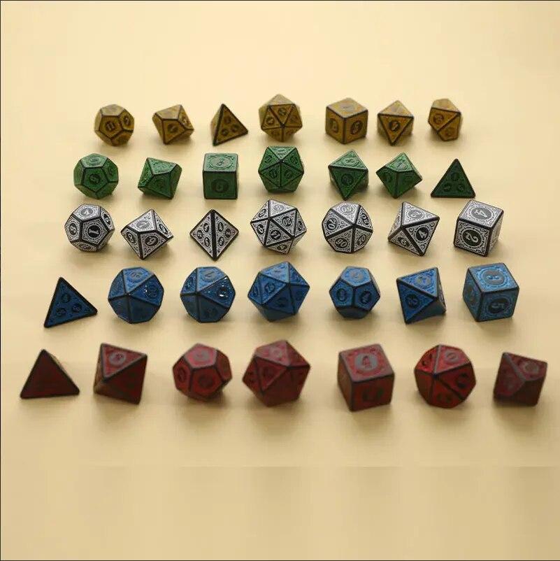 7PCS Polyhedron Dice Set With 7 Carved Patterns Game Dice Set, Gaming Gift-Add Fun To Your Board Games!
