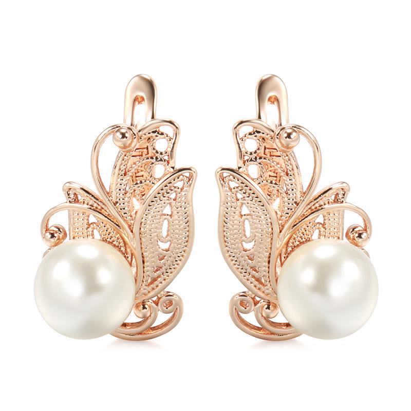 

Серьги-бабочки из розового золота с жемчугом: Креативный и Модный Дизайн