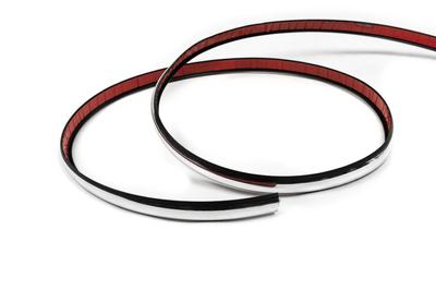 Black Molding with Chrome Strip Per Meter Sal122 (1 Meter, 19 Mm)