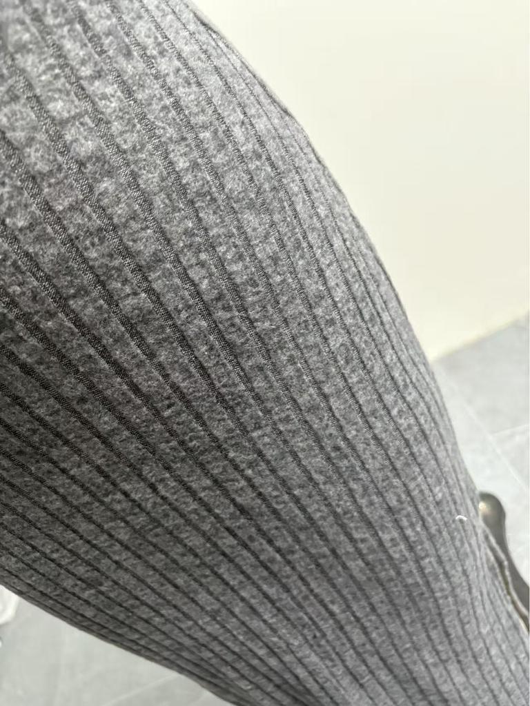 2025 High-Waisted Knit Skirt with Side Slit - Autumn/Winter European & American Style for Women