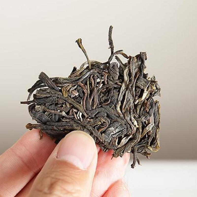 357g roher/reifer Puerh-Tee Banzhang gealterter Baum Pu-Erh Shengcha-Kuchen Yunnan Pu'er-Tee