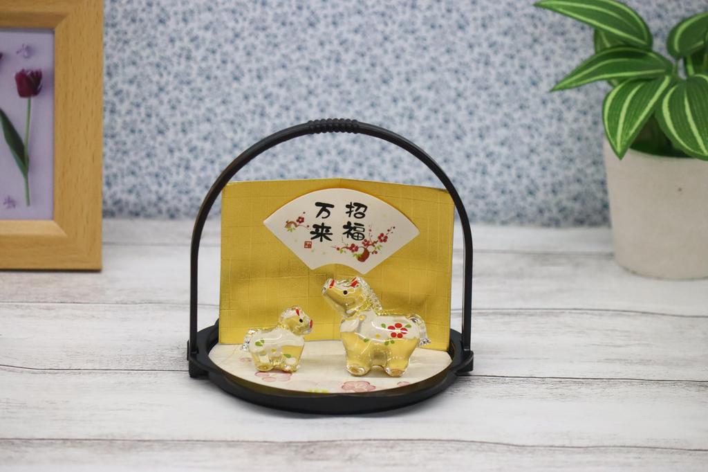 Craftsman House 2026 Zodiac Year of the Horse Glass Parent and Child Bon Festival Decoration (Reiwa 8) Horse, Horse, (Small/Medium)