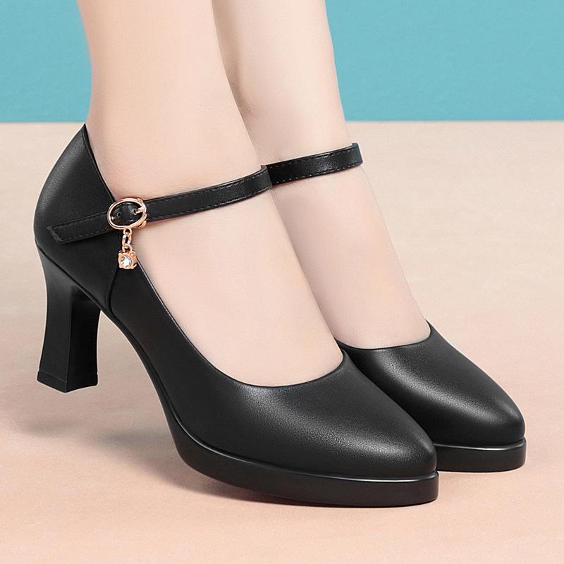 

Spring and Autumn Style Soft-Soled One-Strap High Heels for Fashion Shows, Paired with Cheongsams, Dancing Shoes, Middle-Aged Women s Leather Shoes 34