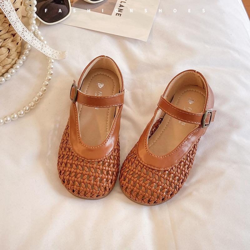 Girls' Knitted Leather shoes2026Summer New Collection: Grandma-style Sandals for Children, Featuring a Hollow Design, Soft Soles, and a Comfortable,