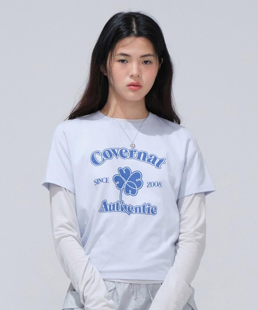 COVERNAT WOMAN Arch Clover Heart T-Shirt Light Blue