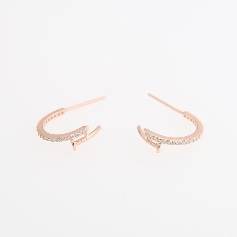 

Инкрустированные бриллиантами изогнутые серьги для женщин, новые модные высококачественные серьги-крючки в форме полумесяца