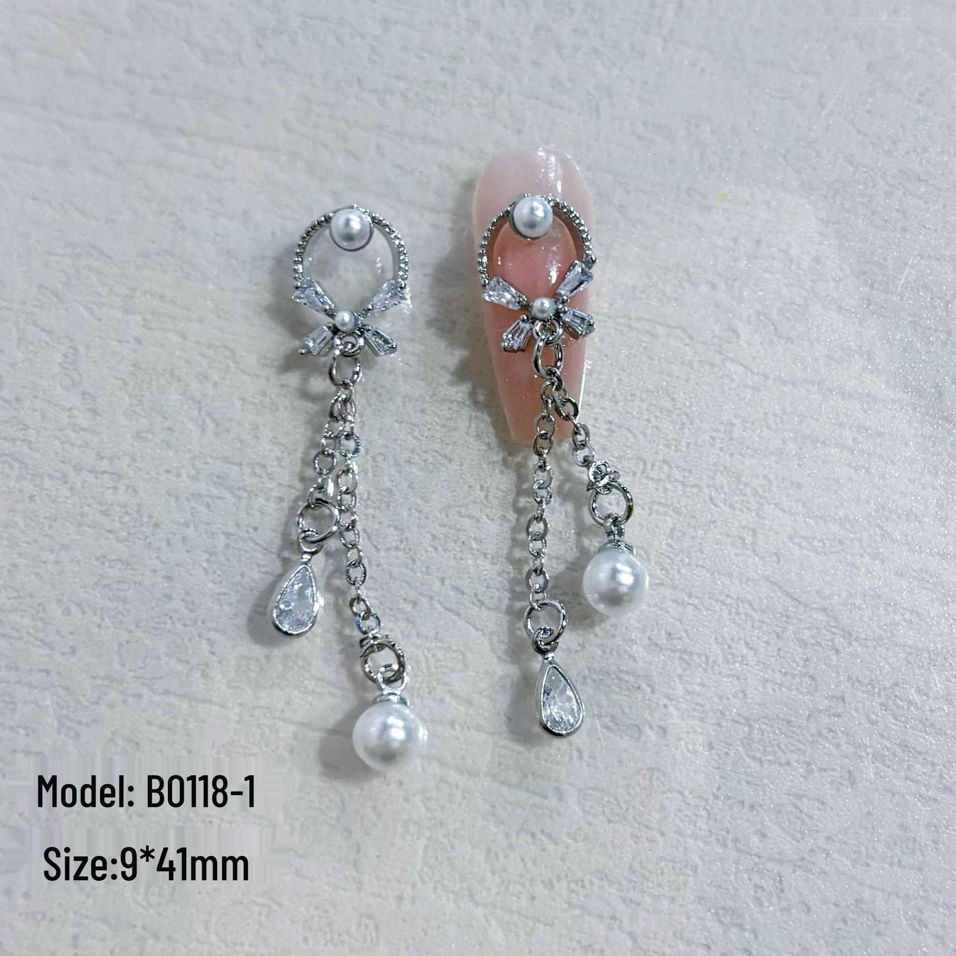 

Набор для нейл-арта Chrome Hearts с цветочным дизайном: Накладные ногти с бахромой из бантиков и подвесками-цепочками