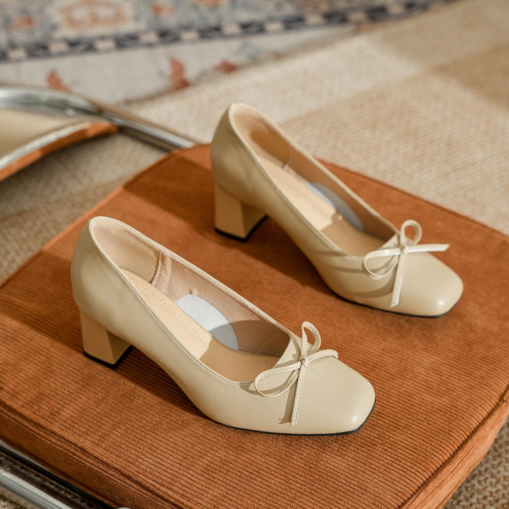 Leather retro square head bow light mouth low heel single shoes women's new autumn soft sole fairy style thick heel high heels