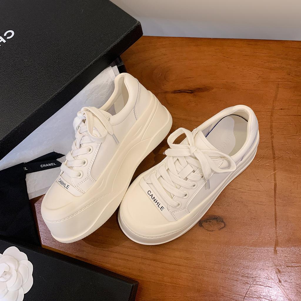 Ultra-light and breathable height-increasing muffin thick-soled women's autumn new leather casual versatile board shoes
