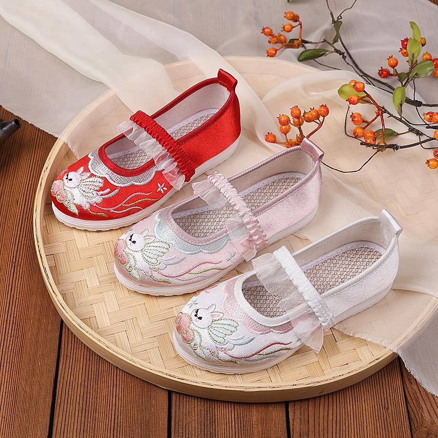 

[Xiaofei Rabbit] 2025 New Summer Children s Antique Embroidery Antique Embroidery Shoes Chinese Style with Hanfu Shoes 25 красный