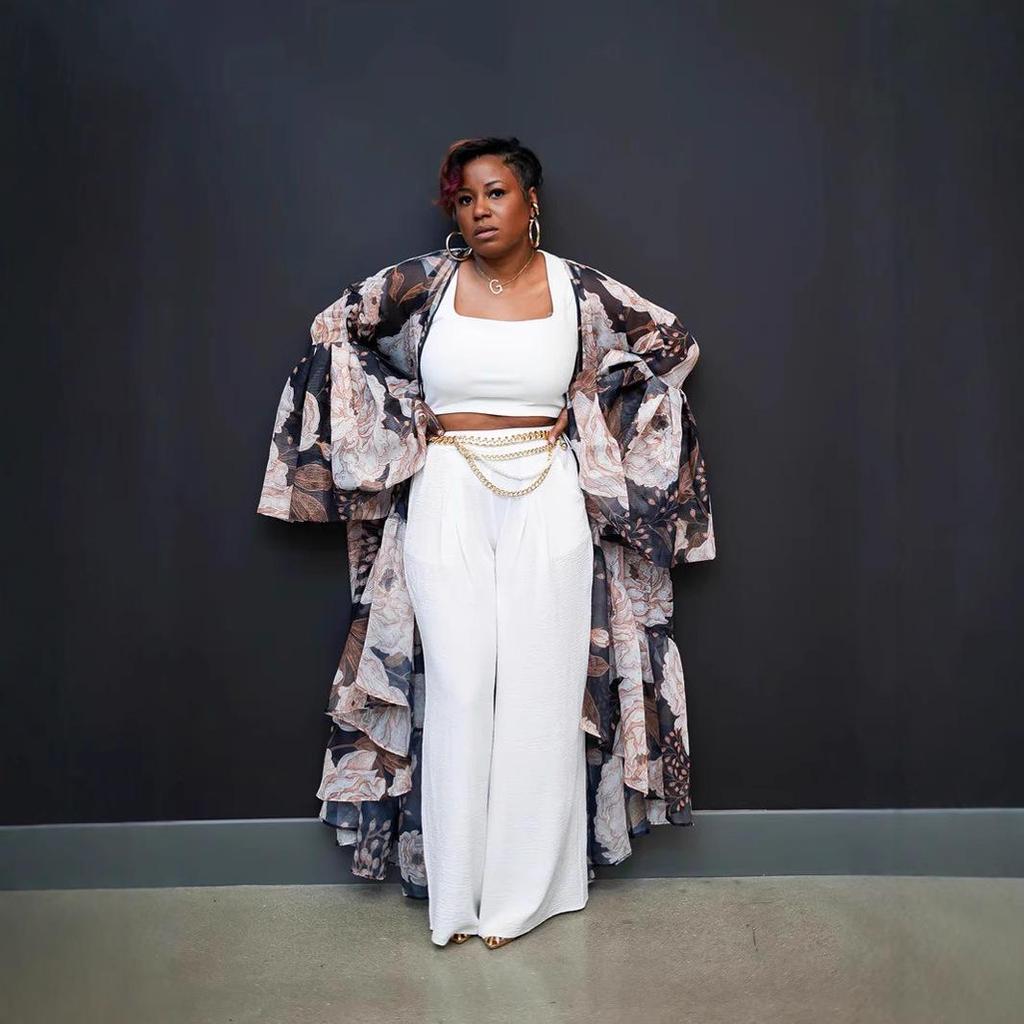 Elegant Women's Plus Size Fashion Coat with Irregular Hem and Lantern Sleeves