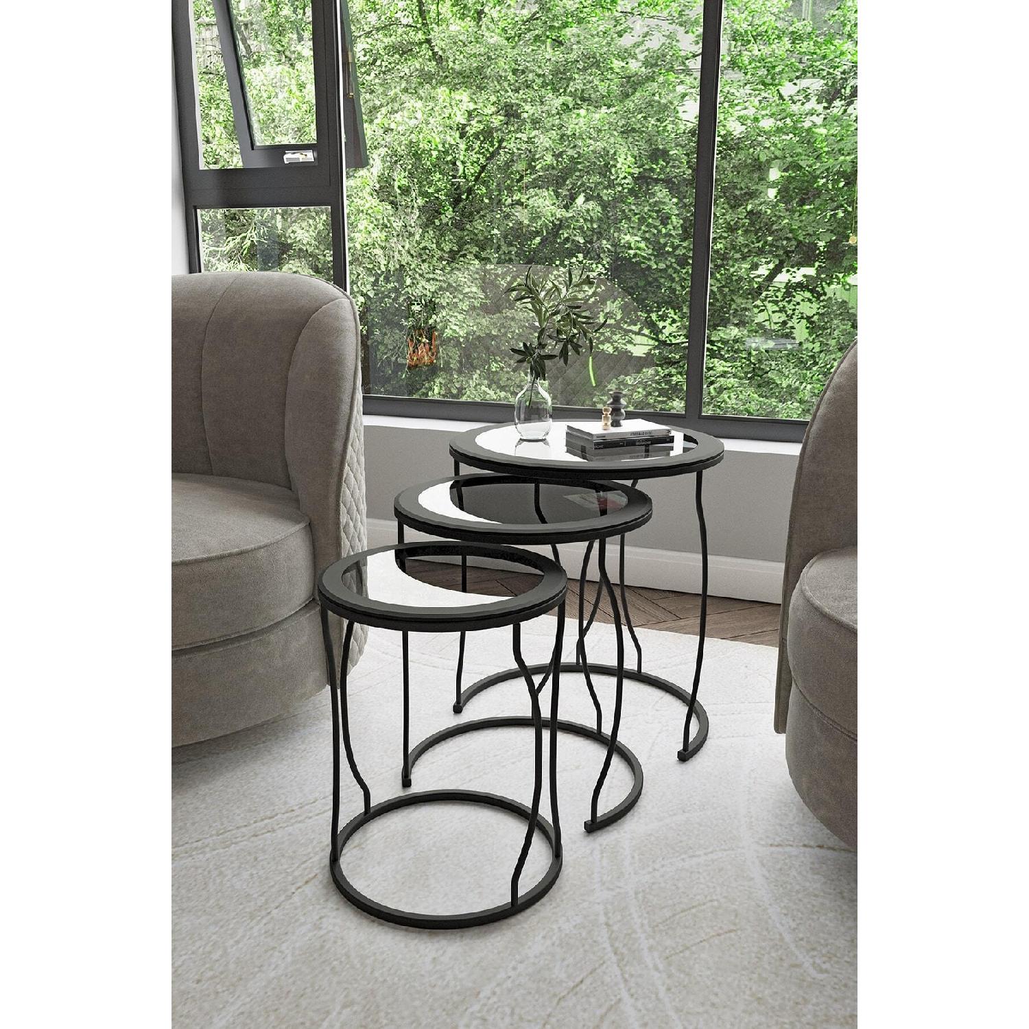 

Журнальный столик Rya 3-местный Nesting, черные ножки, МДФ из дымчатого стекла