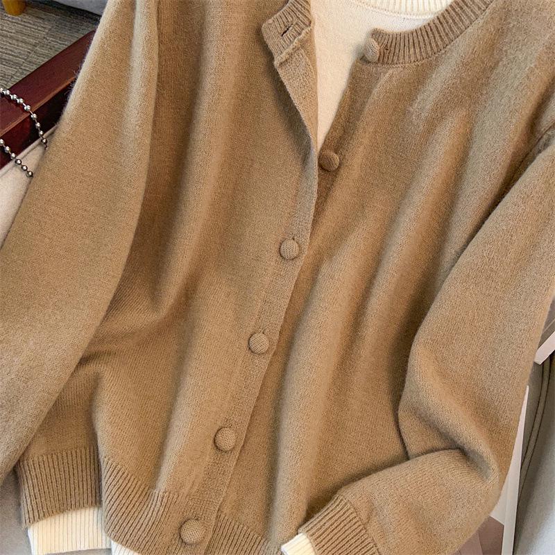 Plus Size Women's Loose Cardigan & Sweater Set (Bust 150/160) - Style 350-8081