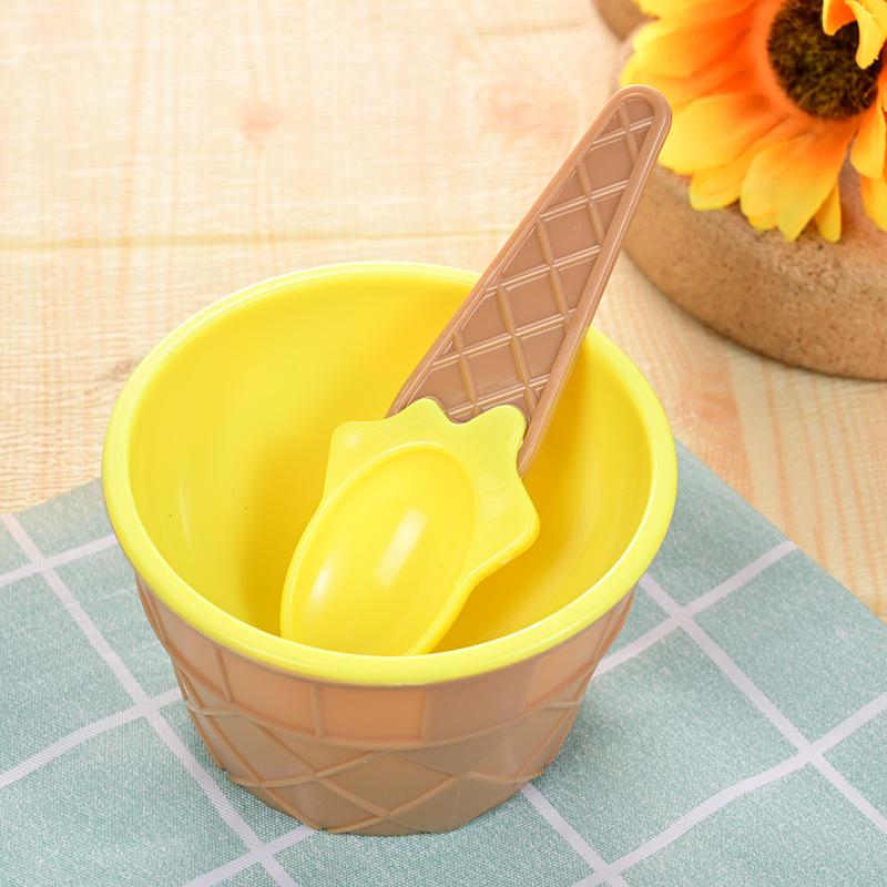 Candy Colored Ice Cream Shaped Plastic Bowl with Spoon Reusable Cartoon Egg Cone Children Fruit Dessert Bowl Kitchen Accessories