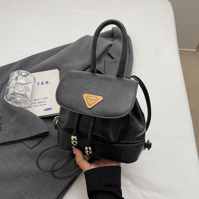 

Frost fall bag women s retro niche design handbag bucket bag new casual high-end small backpack