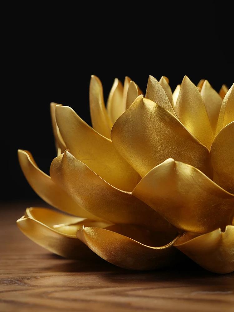 New Chinese Style Handmade Golden Emperor Lotus Figurine for Buddhist Decor with Zen Incense Burner Ceramic Miniatures