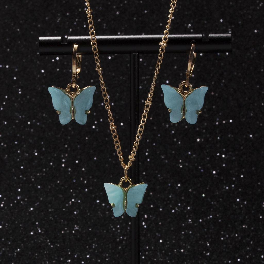 Kolczyki z akrylowym motylem, naszyjnik, kombinacja, zestaw biżuterii z Japonii i Korei Południowej w słodkim stylu ze stopu metali