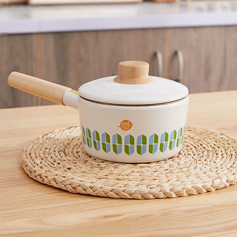 FUJIHORO Green Leaf Enamel Soup Pot