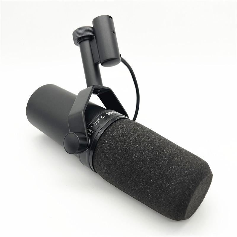 SM7B Dynamic Microphone for Live Broadcasts, Recording Studio, and Professional Dubbing