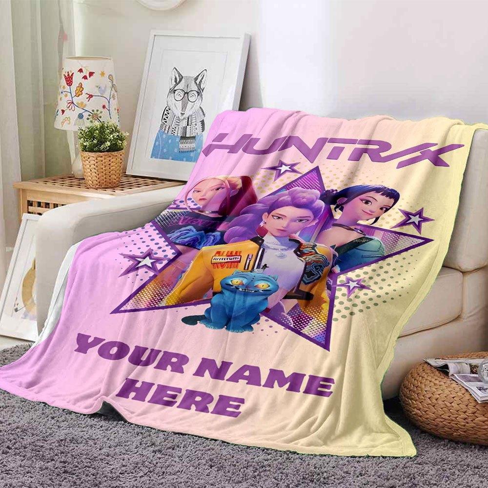 

1pc Hunter X Kopo group - Themed Flannel Blanket - Suitable for Bed, Home Decor, Graduation Gifts, Easter, Back to School, ChristmasA56 80cmx120cm(31inx47in)