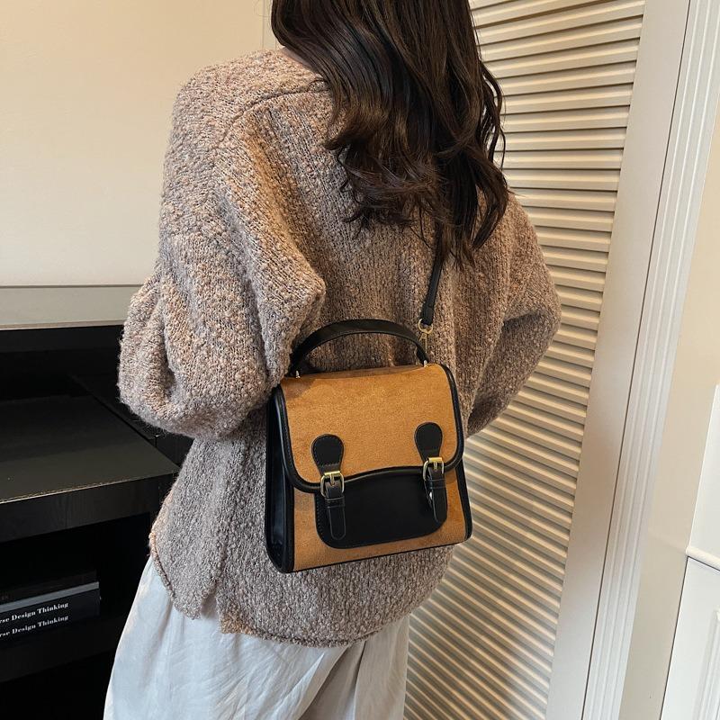 New Textured Retro Backpack Women's Trend Autumn Trendy Messenger Bag Fashionable Portable Small Bag