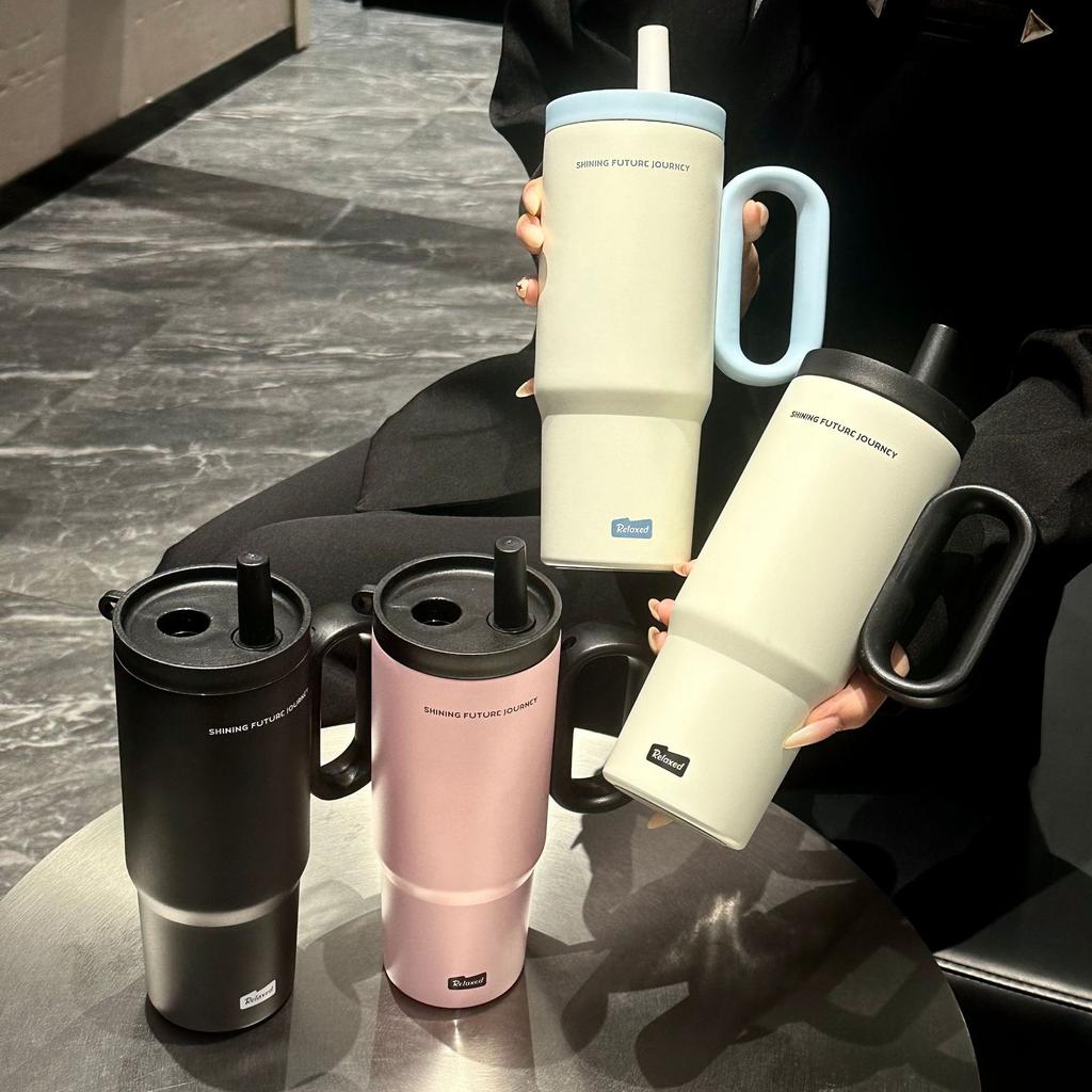 720ML Edelstahl Thermosbecher mit Strohhalm & Griff Eiskaffee Getränk Vakuumisolierter Becher Auto Reise Outdoor Wasserflasche