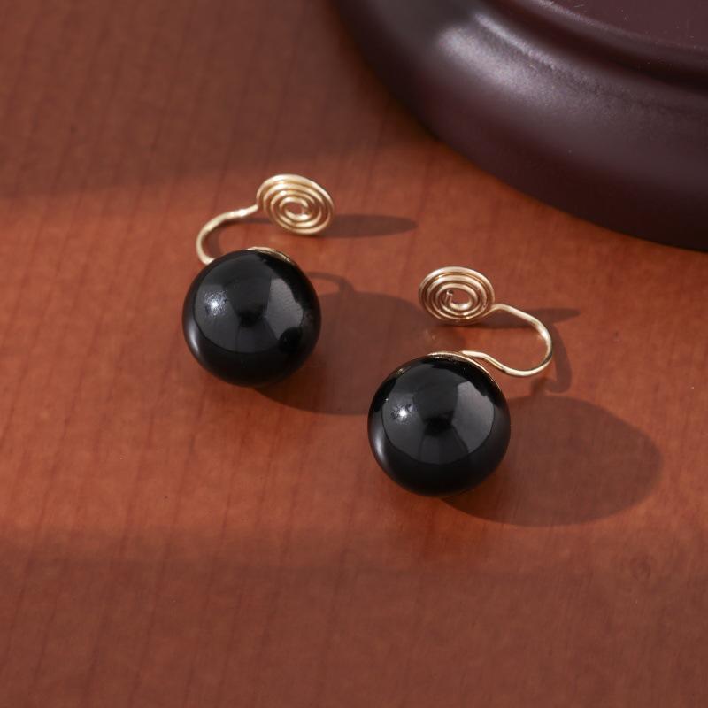 Vintage French Pearl No-Pierce Earrings: Elegant Luxury Clip-ons for Women