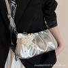 Niche design bag women's 2025 new casual Korean version messenger bag fashion shoulder pleated cloud bag